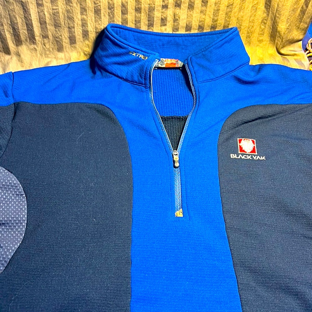 Black Yak Pullover